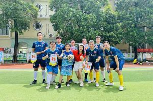 “足”夠精彩！歡創(chuàng)集團“足”夢大龍街首屆五人制男子公益足球賽