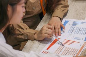 勞務(wù)派遣的優(yōu)勢(shì)與挑戰(zhàn)：企業(yè)如何正確選擇